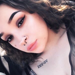 Meet your Posher, Lorena